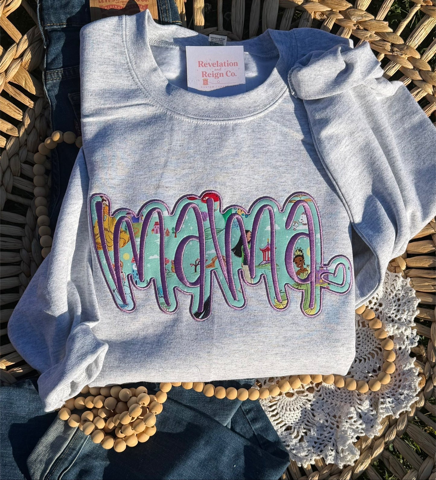 HL Mama LS crew neck