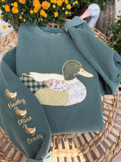 Mallard Mama on Gildan